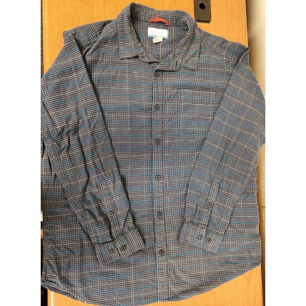 Columbia XL blue plaid long sleeved button-up shirt.